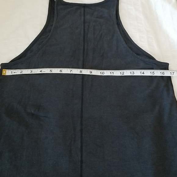 Lululemon workout tank - Picture 5 of 5